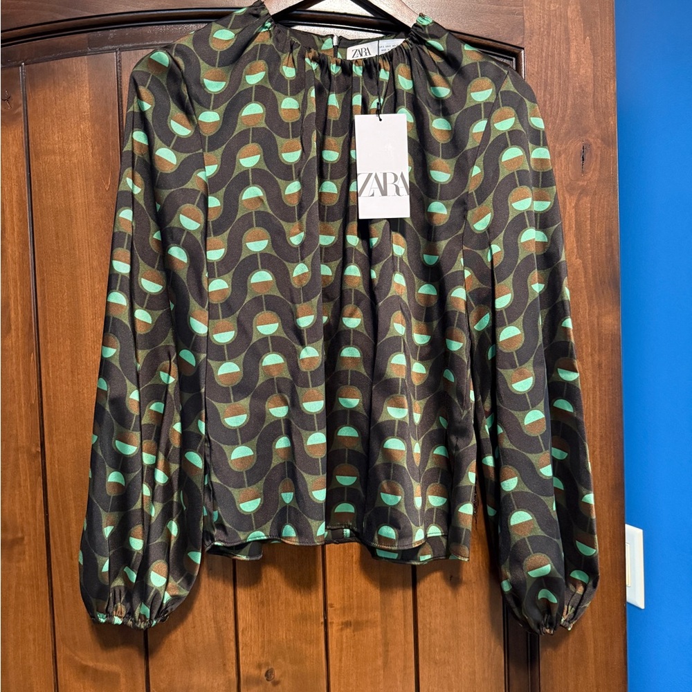 Zara Geometric Black and Green Blouse